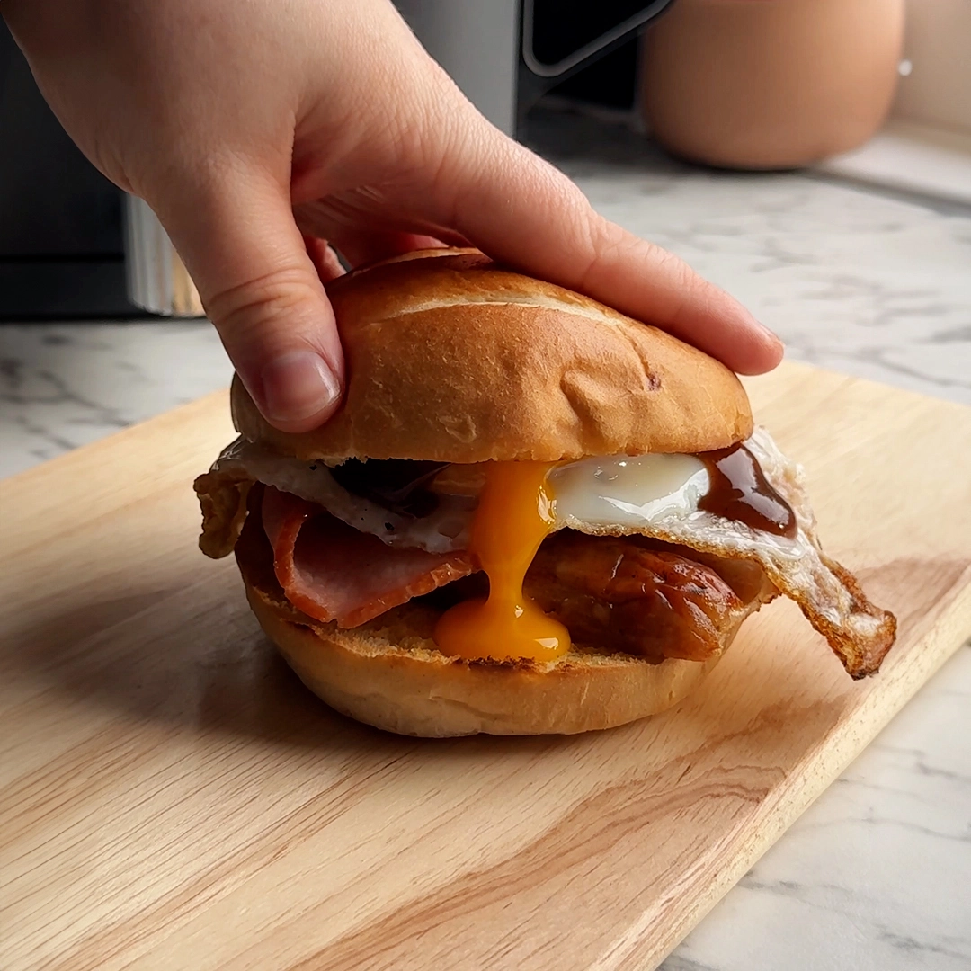 Brekkie Buns and 2 Medium Chips